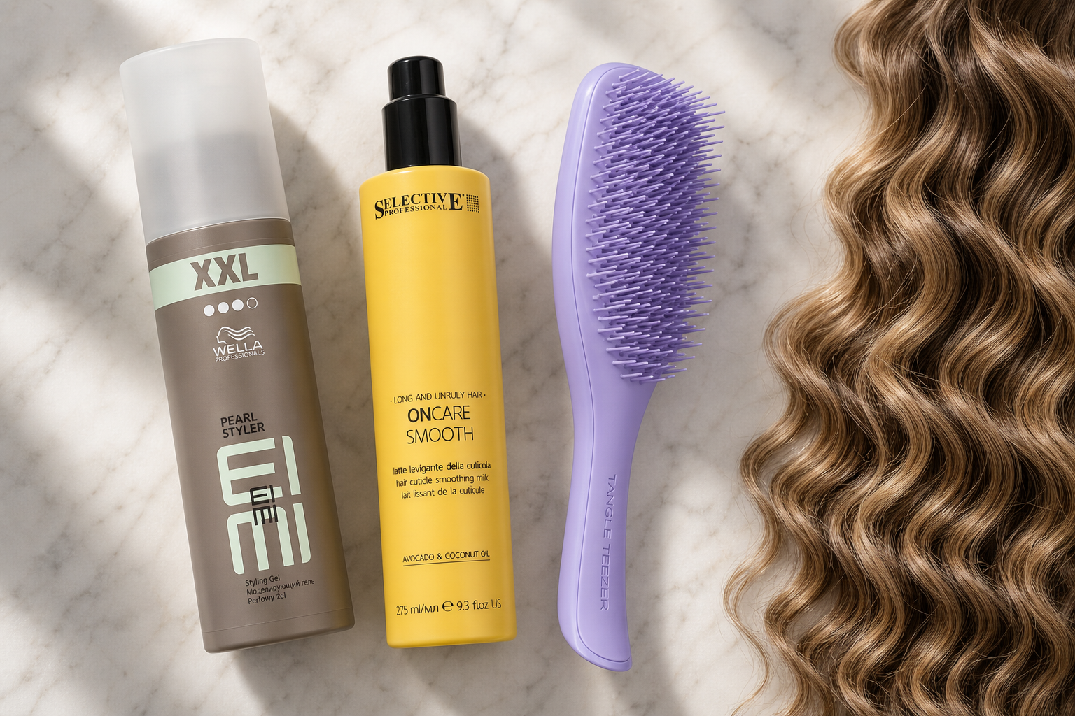 Rizos sin encrespamiento: geles, cremas y cepillos para definir ondas