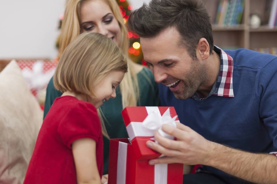 ¡Ya llegó la Navidad! Le presentaremos ideas para su padre